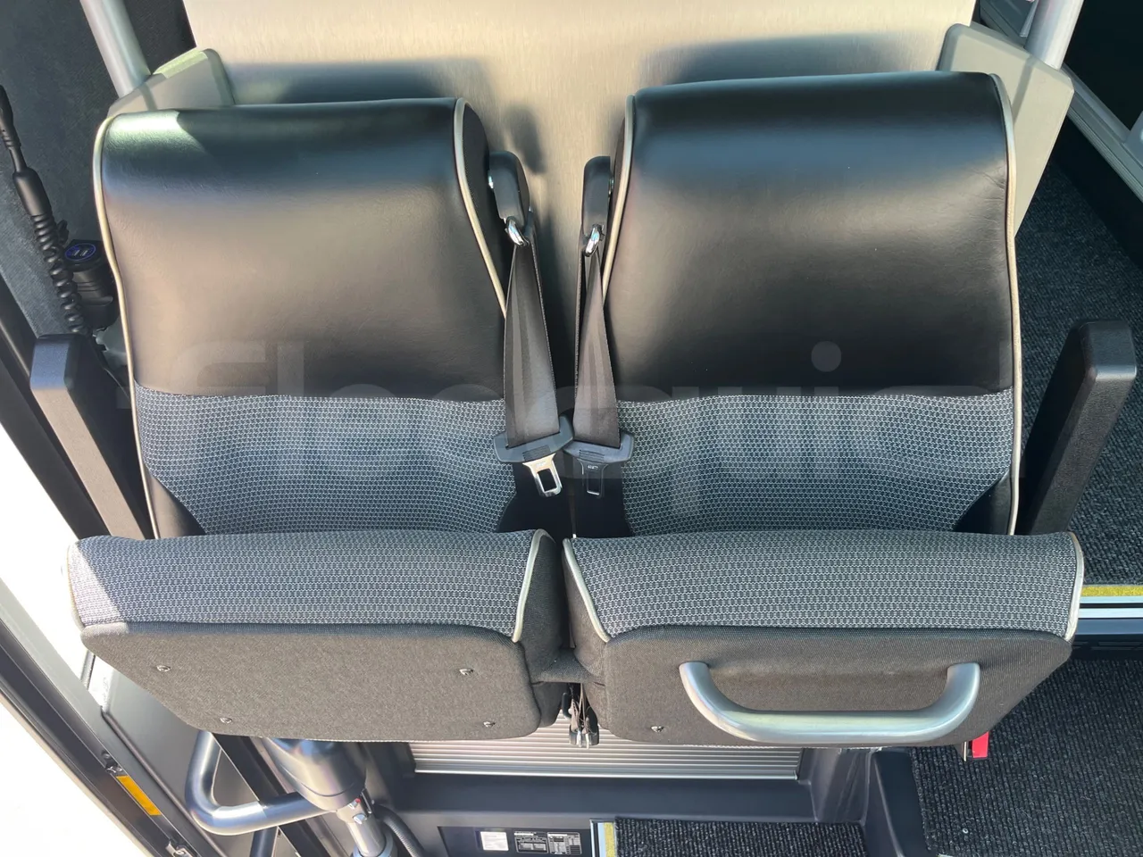 Neoplan Cityliner P15 - Euro6 - 338kW - 13mt - hostess seat photo