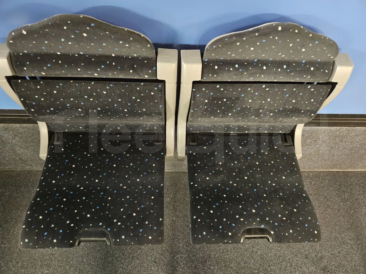 Heuliez GX327 C12T-EUR5-180kW - 12.040m - folding seat photo
