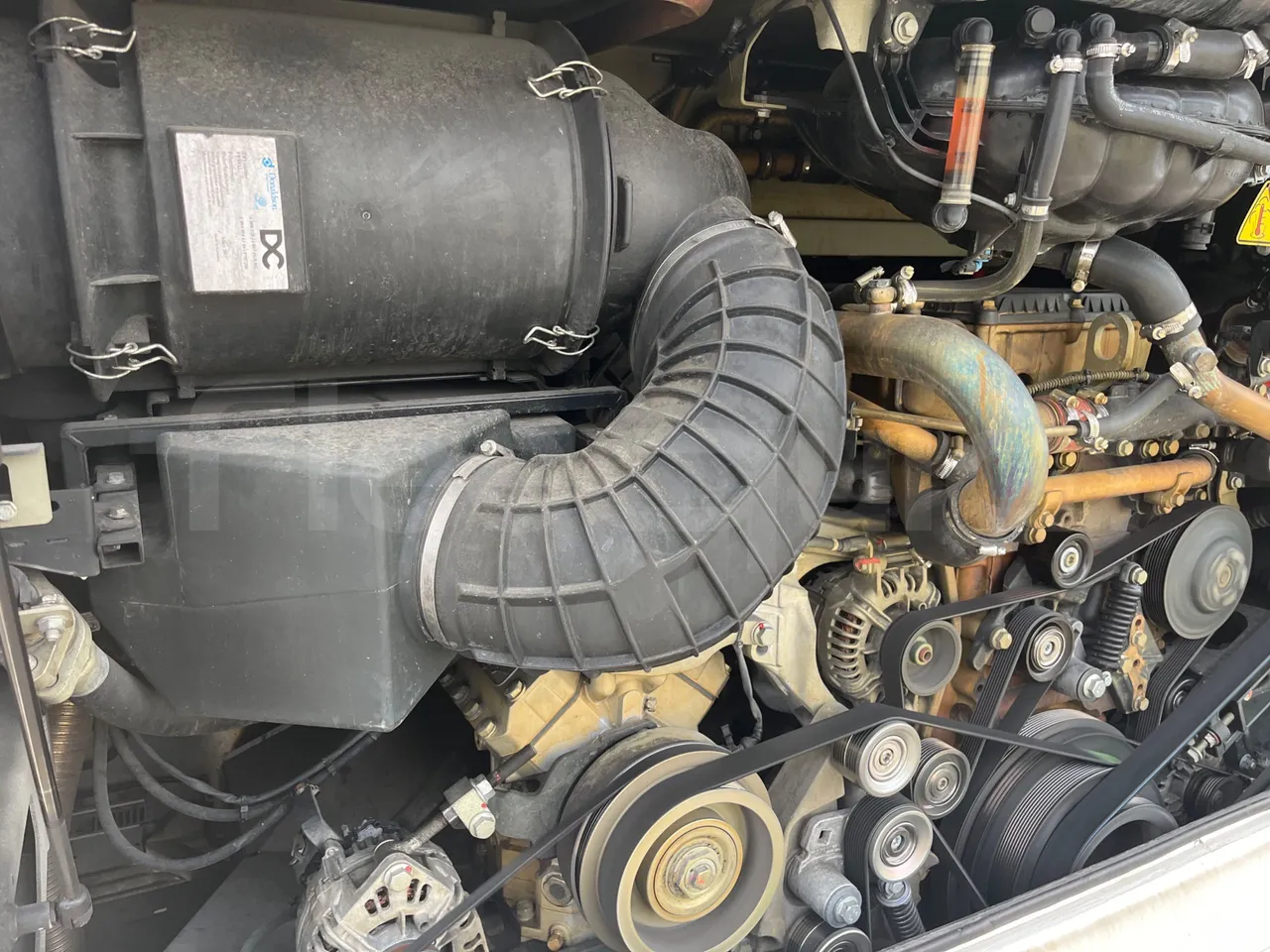 Mercedes-Benz Tourismo 632 01 - Euro6 - 315kW - 12.140mt - engine plate photo