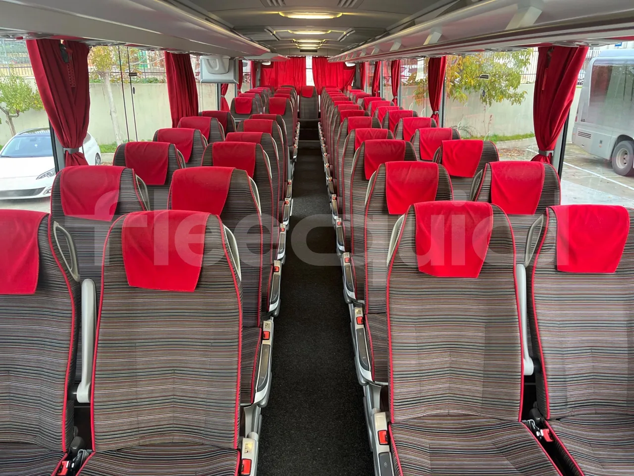 Mercedes-Benz Tourismo 632 01 - Euro6 - 315kW - 12.140mt - folding seat photo