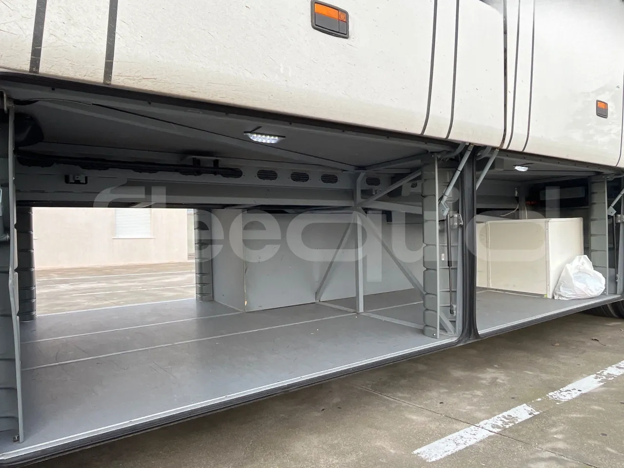 Mercedes-Benz Tourismo 632 01 - Euro6 - 315kW - 12.140mt - internal frame rust check