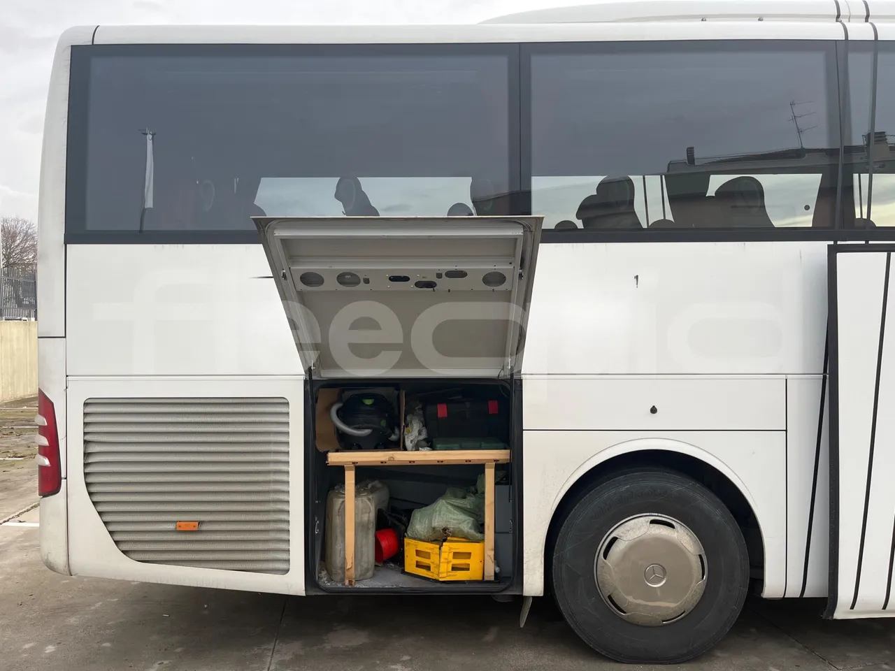 Mercedes-Benz Tourismo 632 01 - Euro6 - 315kW - 12.140mt - platform code photo