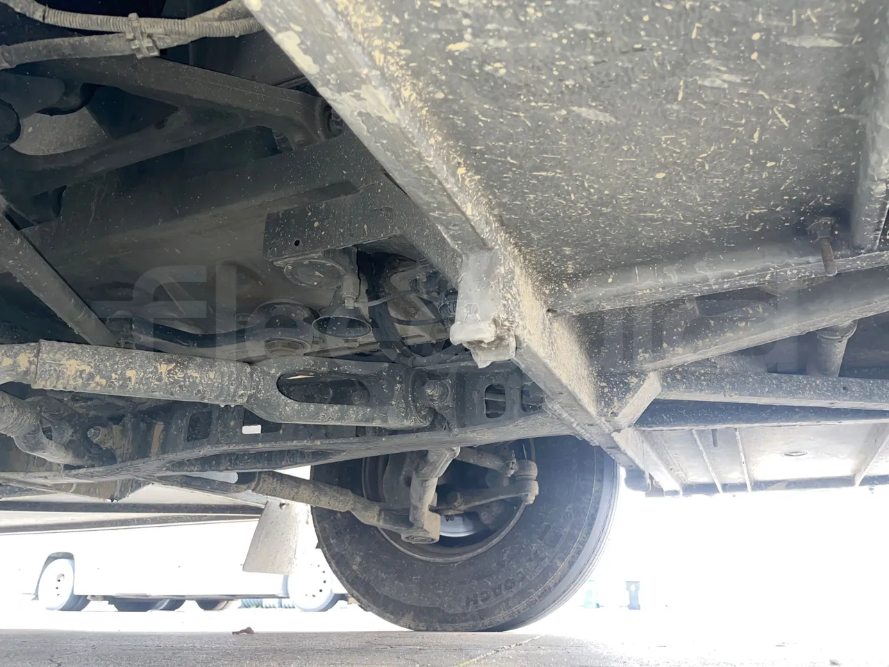 Mercedes-Benz Tourismo 632 01 - Euro6 - 315kW - 12.140mt - front axle right side