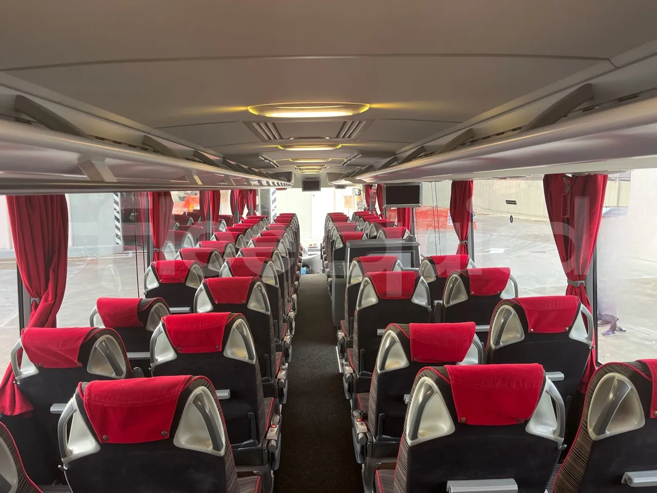 Mercedes-Benz Tourismo 632 01 - Euro6 - 315kW - 12.140mt - turntable internal (18m)