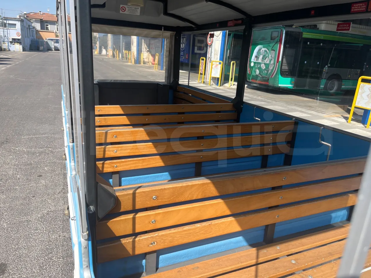 Dotto LDM04 + WD1 LDM04 + WD1 - Euro4 - 130kW - 3.950mt + 4.920mt + 4.920mt - folding seat photo