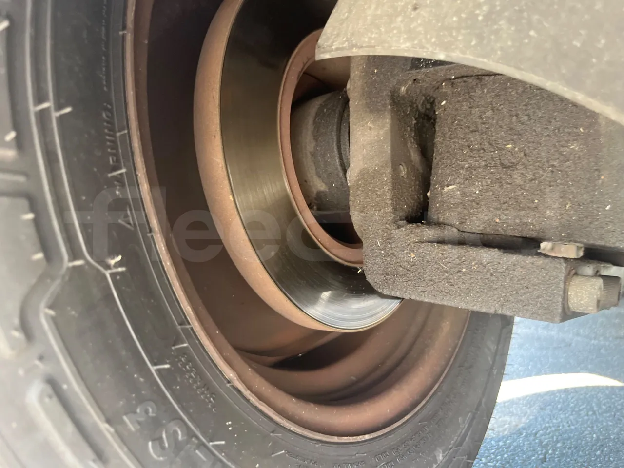 Dotto LDM04 + WD1 LDM04 + WD1 - Euro4 - 130kW - 3.950mt + 4.920mt + 4.920mt - front discs left