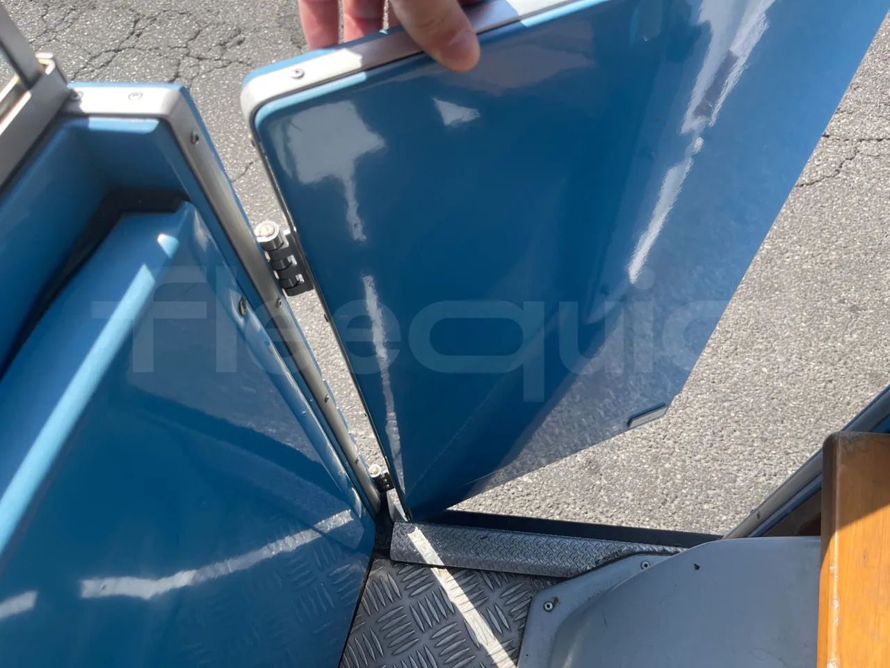 Dotto LDM04 + WD1 LDM04 + WD1 - Euro4 - 130kW - 3.950mt + 4.920mt + 4.920mt - forward view all seats last row height