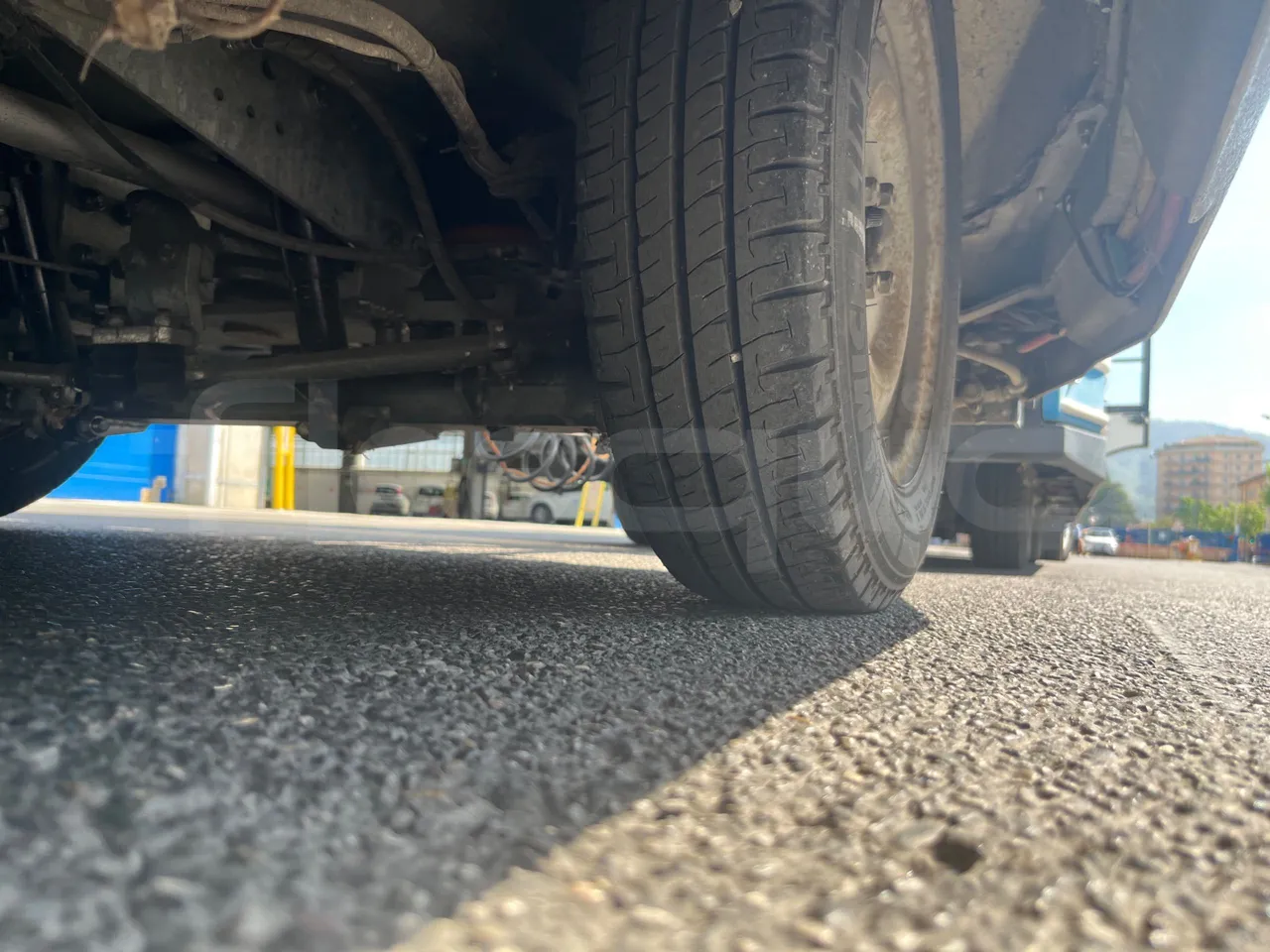 Dotto LDM04 + WD1 LDM04 + WD1 - Euro4 - 130kW - 3.950mt + 4.920mt + 4.920mt - tread condition third axle tires left