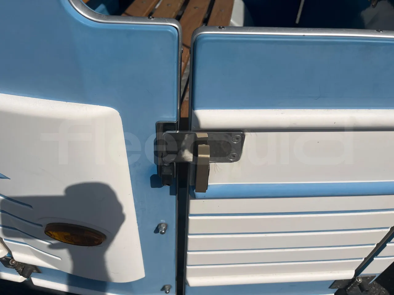 Dotto LDM04 + WD1 LDM04 + WD1 - Euro4 - 130kW - 3.950mt + 4.920mt + 4.920mt - overhead compartments photo