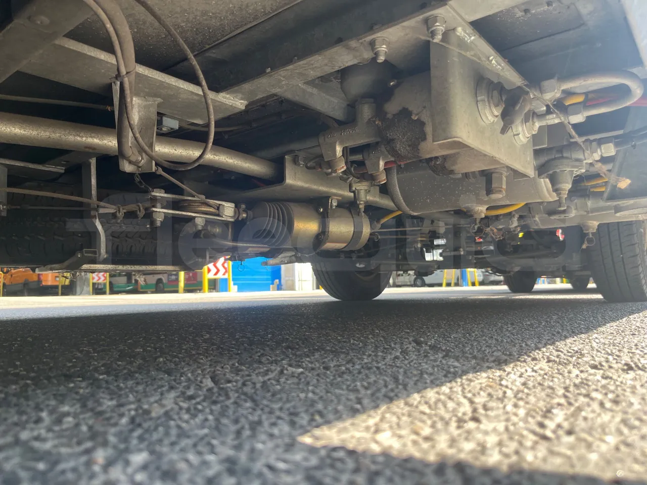 Dotto LDM04 + WD1 LDM04 + WD1 - Euro4 - 130kW - 3.950mt + 4.920mt + 4.920mt - axle 3 air springs 2 right