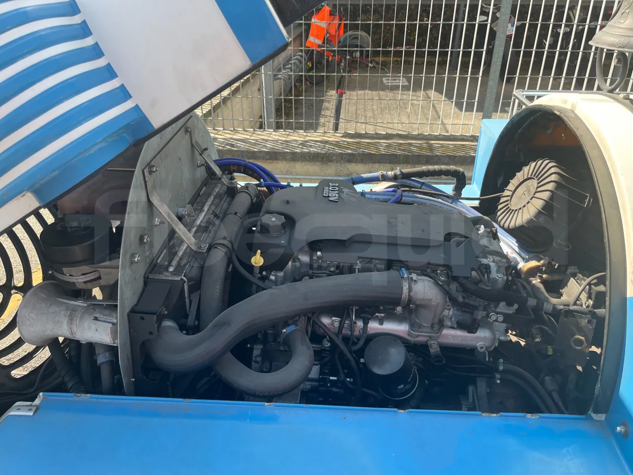 Dotto LDM04 + WD1 LDM04 + WD1 - Euro4 - 130kW - 3.950mt + 4.920mt + 4.920mt - rear hatch open