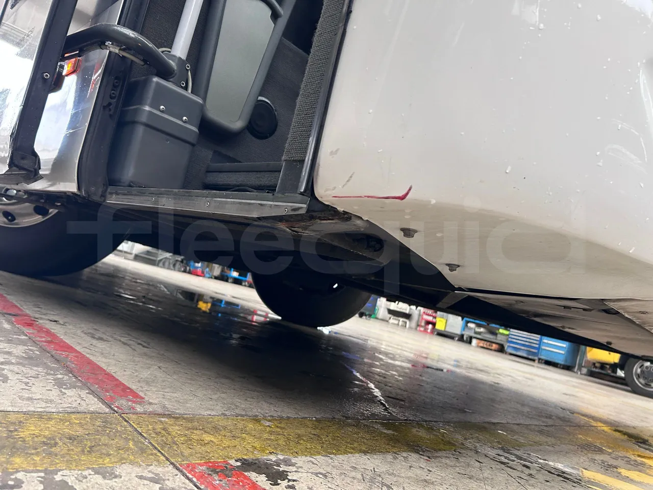Mercedes-Benz Tourismo - Image