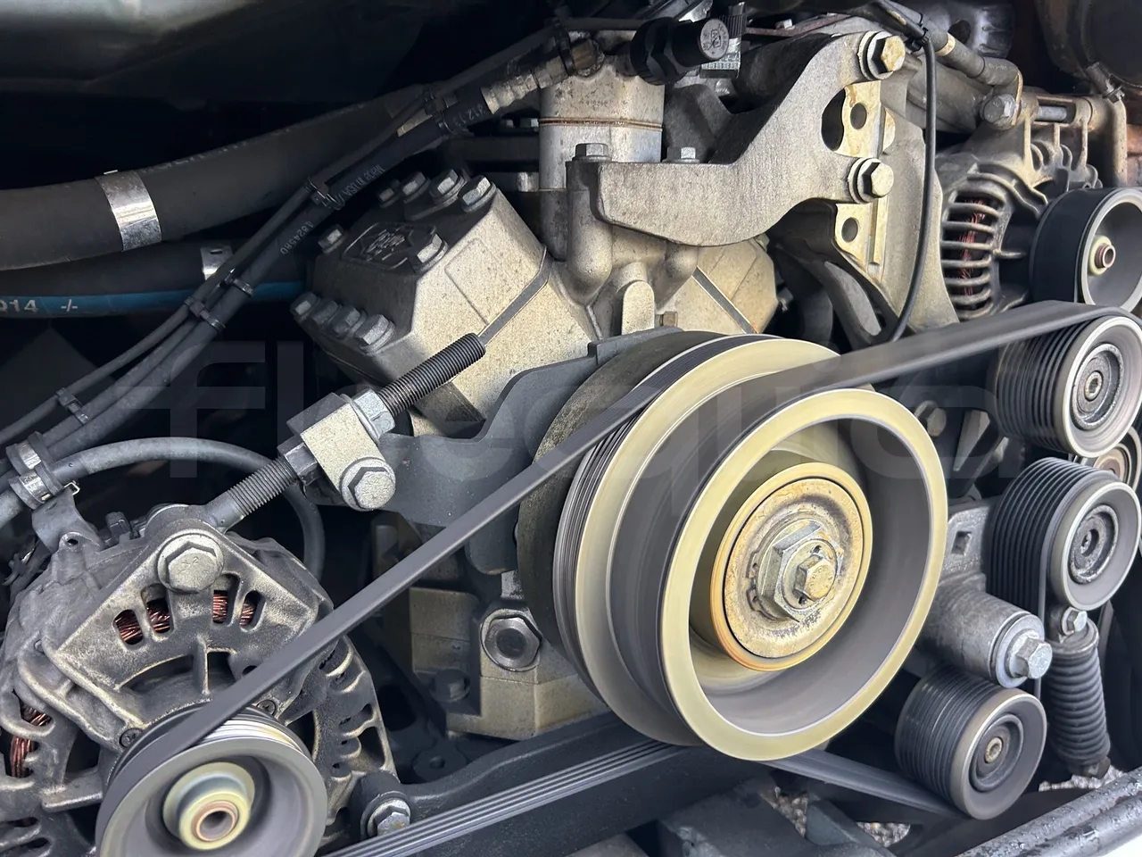 Mercedes-Benz Tourismo - Air Conditioning Compressor