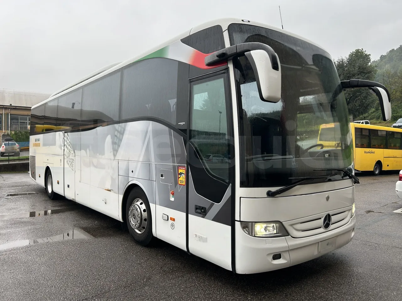 Mercedes-Benz Tourismo - Base cover photo
