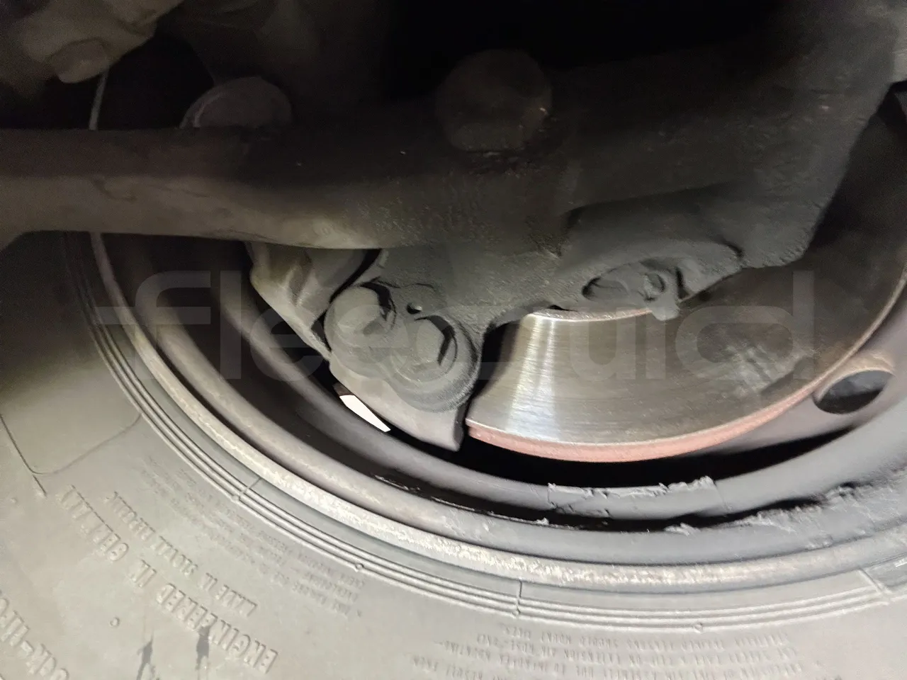 Mercedes-Benz Tourismo - First Axle Discs Right Side