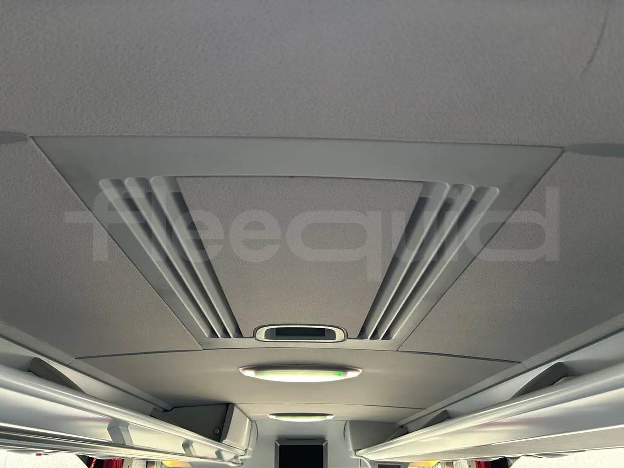Mercedes-Benz Tourismo - Roof Hatch 1