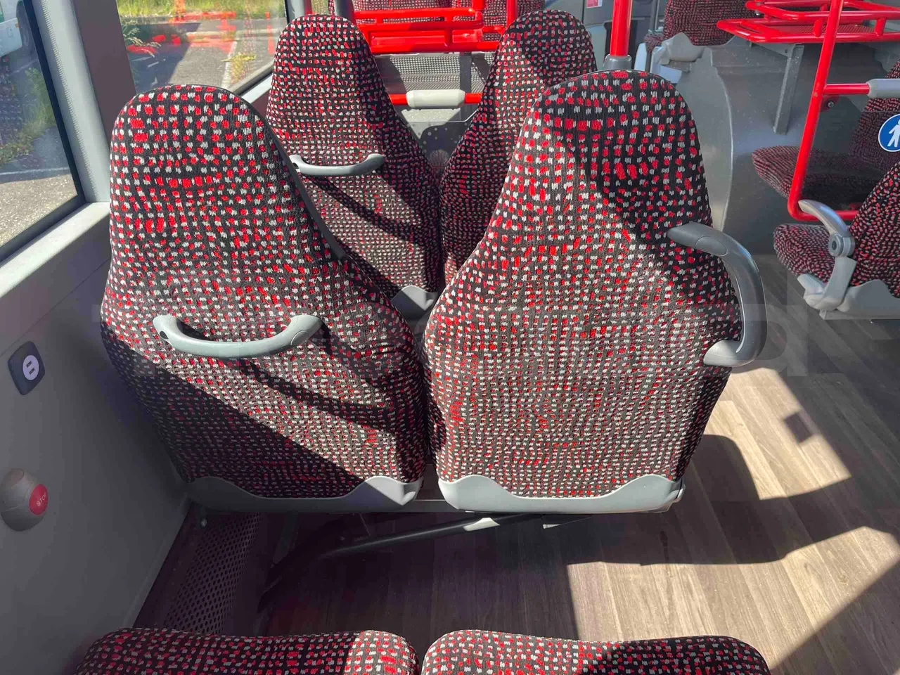 Mercedes-Benz Citaro - mesh detail photo