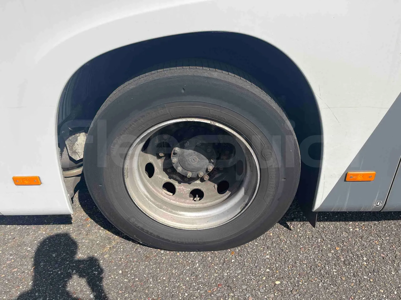 Mercedes-Benz Citaro - rear left tire photo