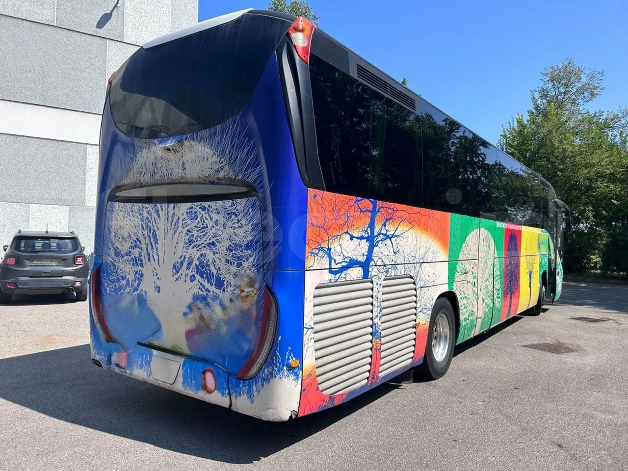 Iveco Magelys SFR2XX - Euro6 - 12,83m - 294kw - 3/4 right rear doors closed
