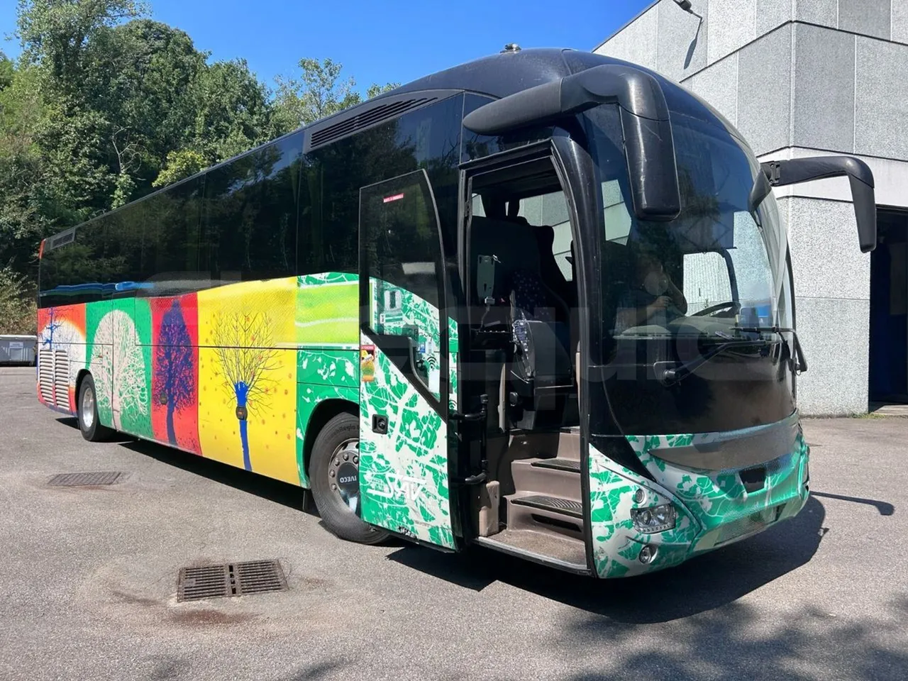 Iveco Magelys SFR2XX - Euro6 - 12,83m - 294kw - Base cover photo