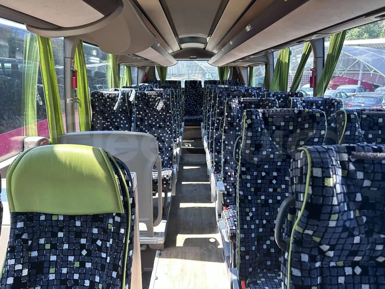 Iveco Magelys SFR2XX - Euro6 - 12,83m - 294kw - reverse view middle aisle