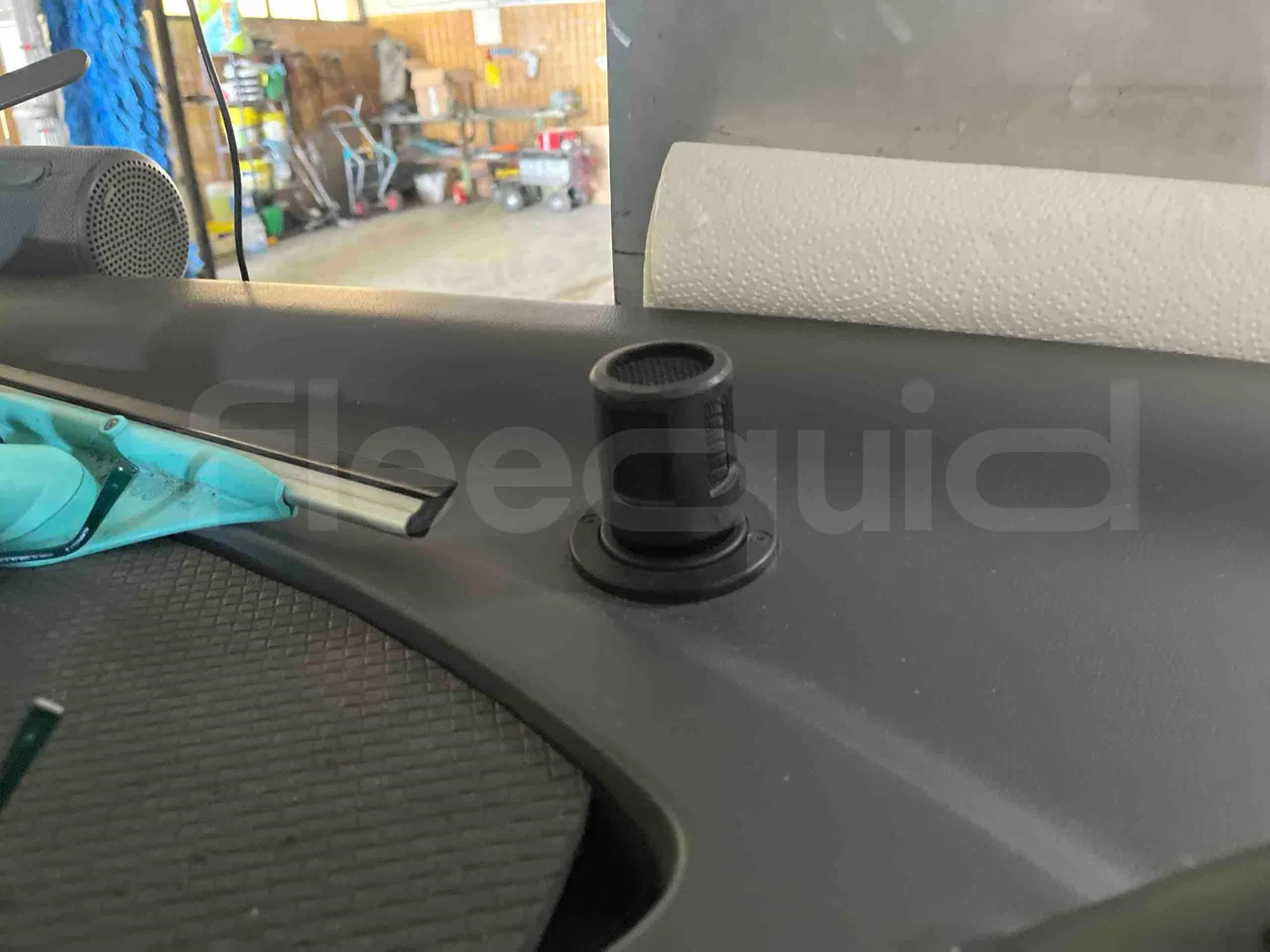 Mercedes-Benz Tourismo 632 07 - EUR5 - 260kW - 12.140m - hostes microphone accessories photo