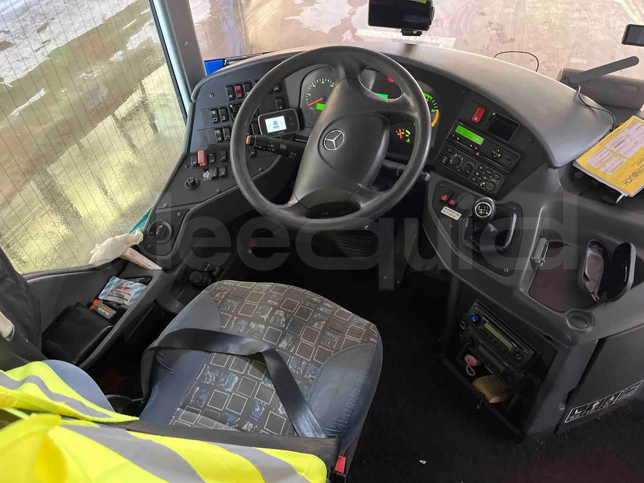 Mercedes-Benz Tourismo 632 07 - EUR5 - 260kW - 12.140m - buttons panels on