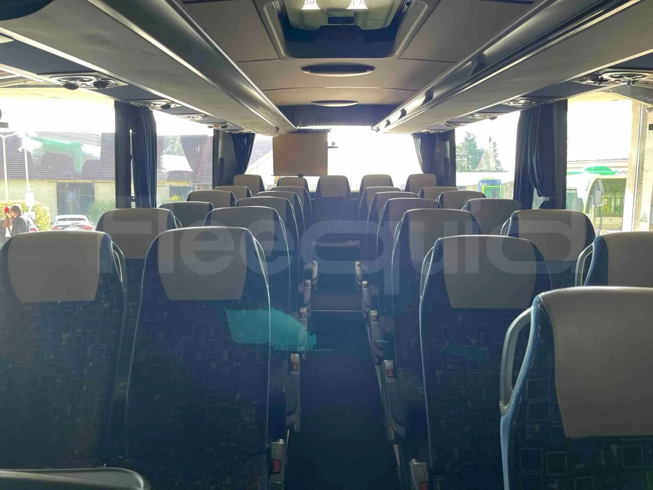 Mercedes-Benz Tourismo 632 07 - EUR5 - 260kW - 12.140m - reverse view middle aisle