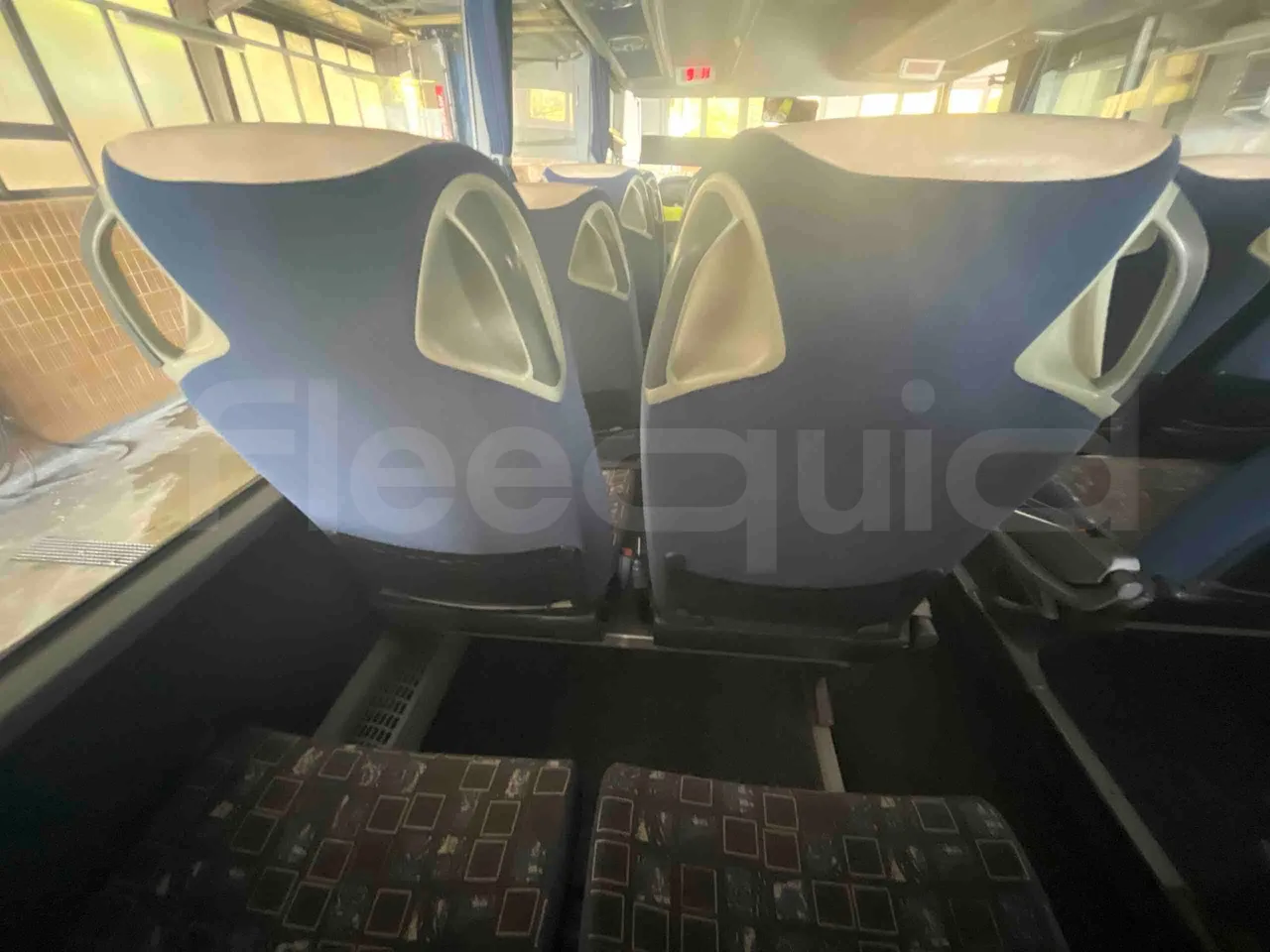 Mercedes-Benz Tourismo 632 07 - EUR5 - 260kW - 12.140m - table detail photo
