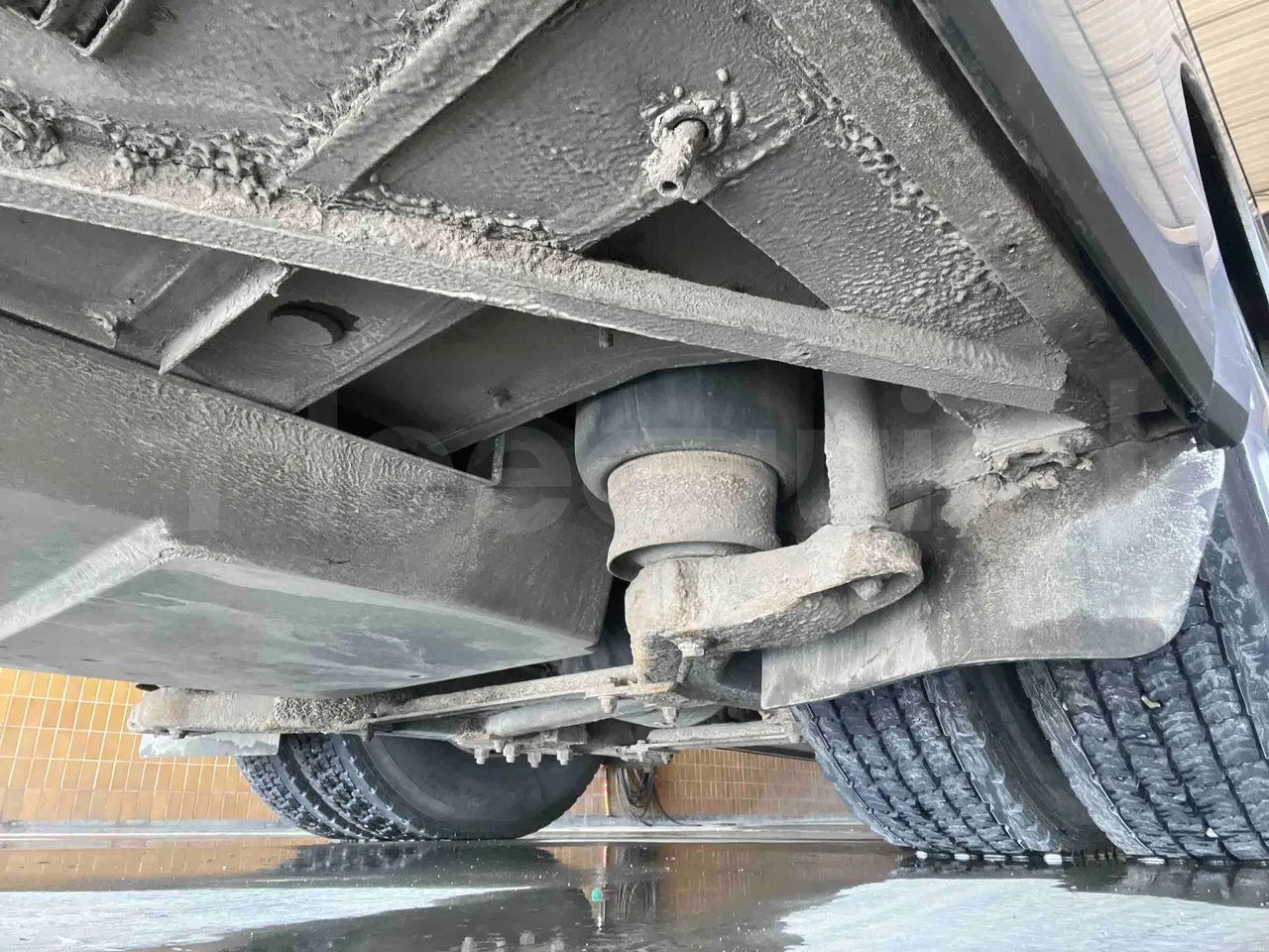 Mercedes-Benz Tourismo 632 07 - EUR5 - 260kW - 12.140m - axle 3 right side
