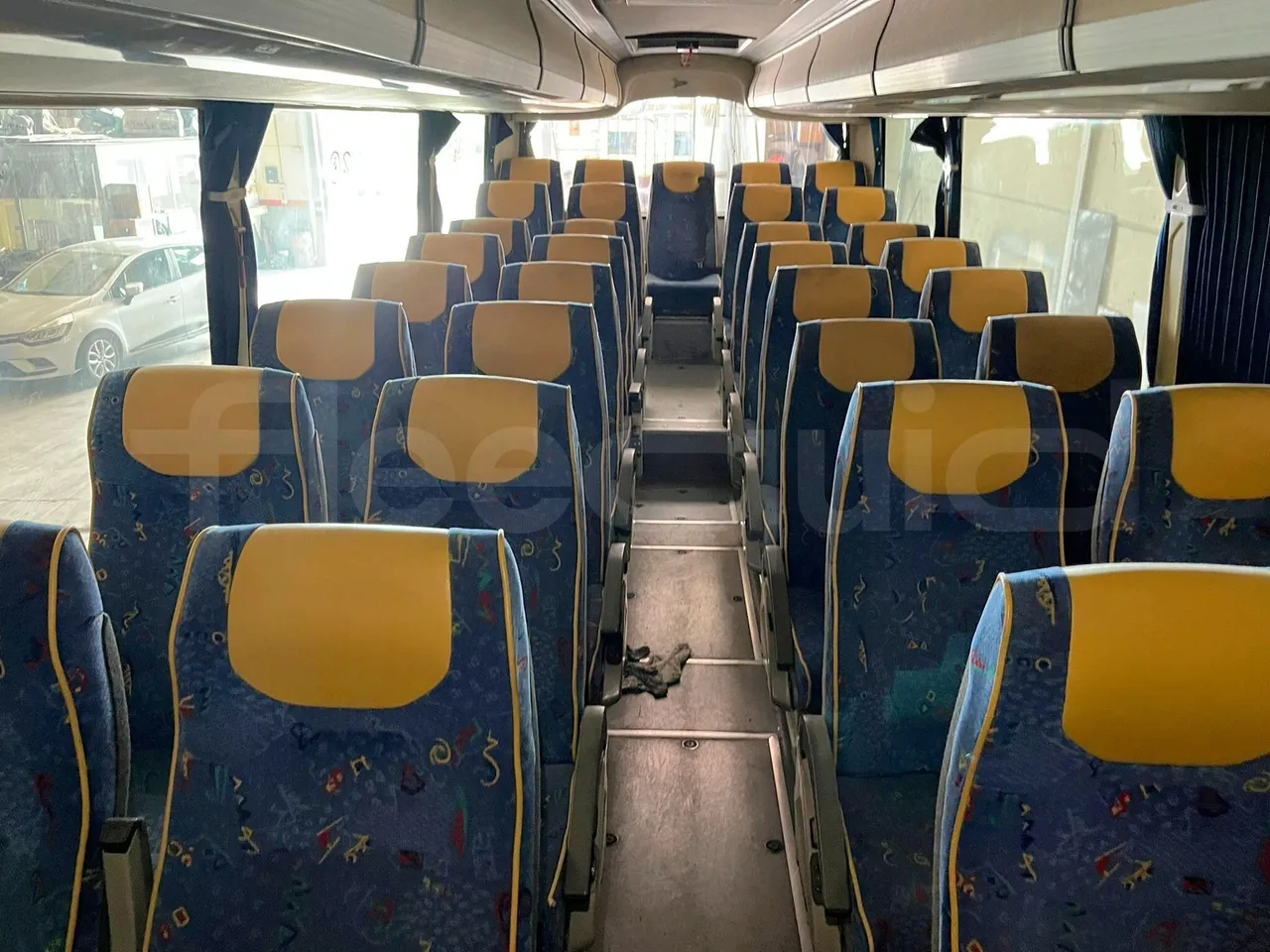 Iveco Noge-Touring T-137000-8047/Euro5-331Kw-13,7Mt - interior reverse seats driver height