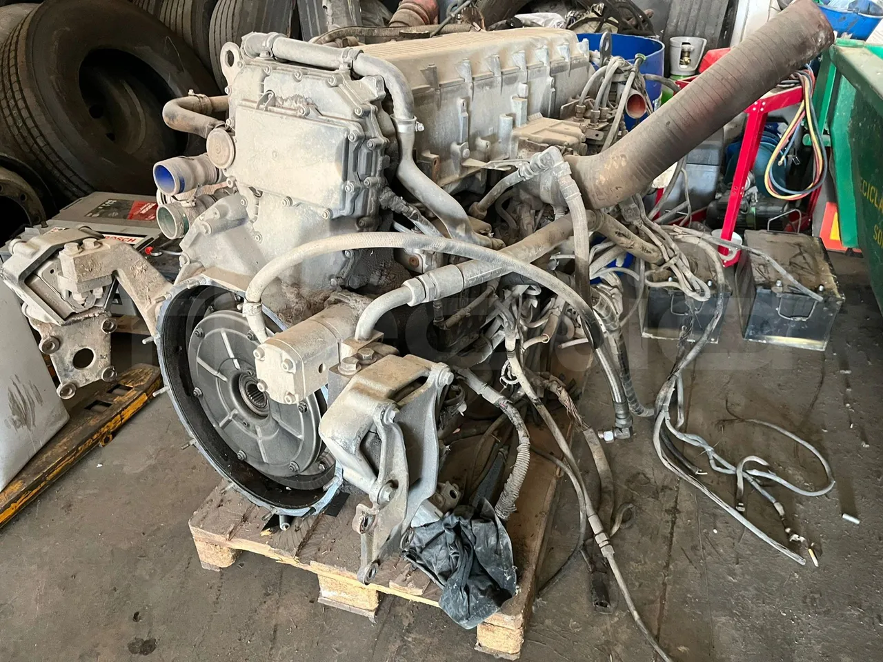 Iveco Noge-Touring T-137000-8047/Euro5-331Kw-13,7Mt - vehicle plate photo