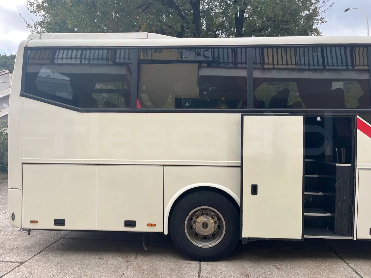 Vdl Futura FHD 10.340 - EUR2 -241.07kW -10.405m - front door 3 open