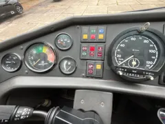 Vdl Futura FHD 10.340 - EUR2 -241.07kW -10.405m - dashboard lights on