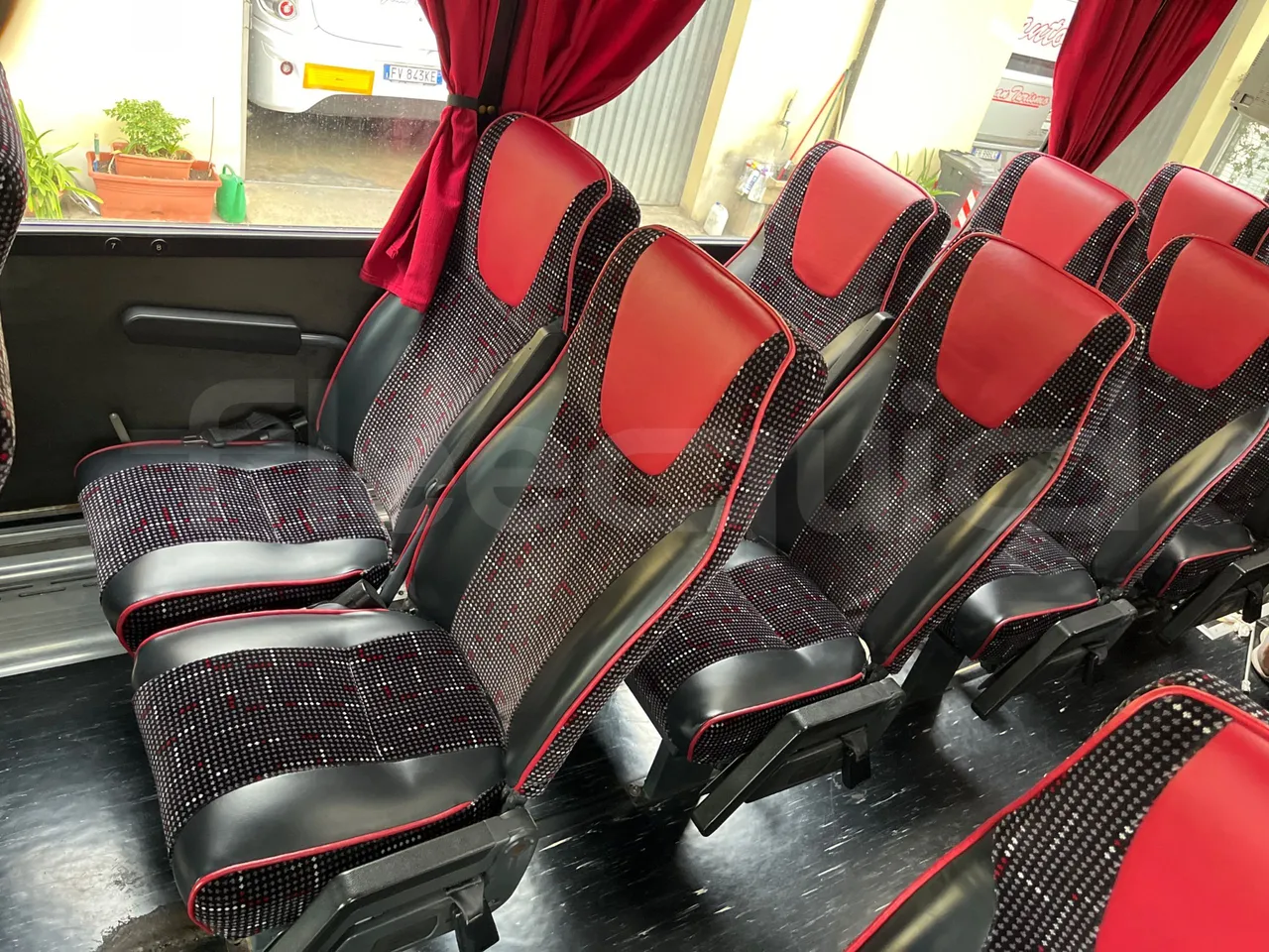 Vdl Futura FHD 10.340 - EUR2 -241.07kW -10.405m - single seat detail