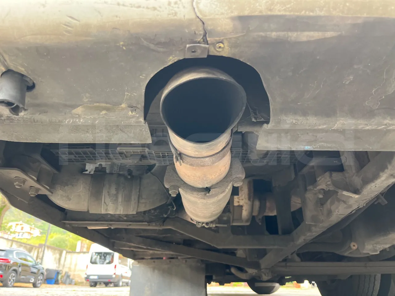 Vdl Futura FHD 10.340 - EUR2 -241.07kW -10.405m - exhaust photo