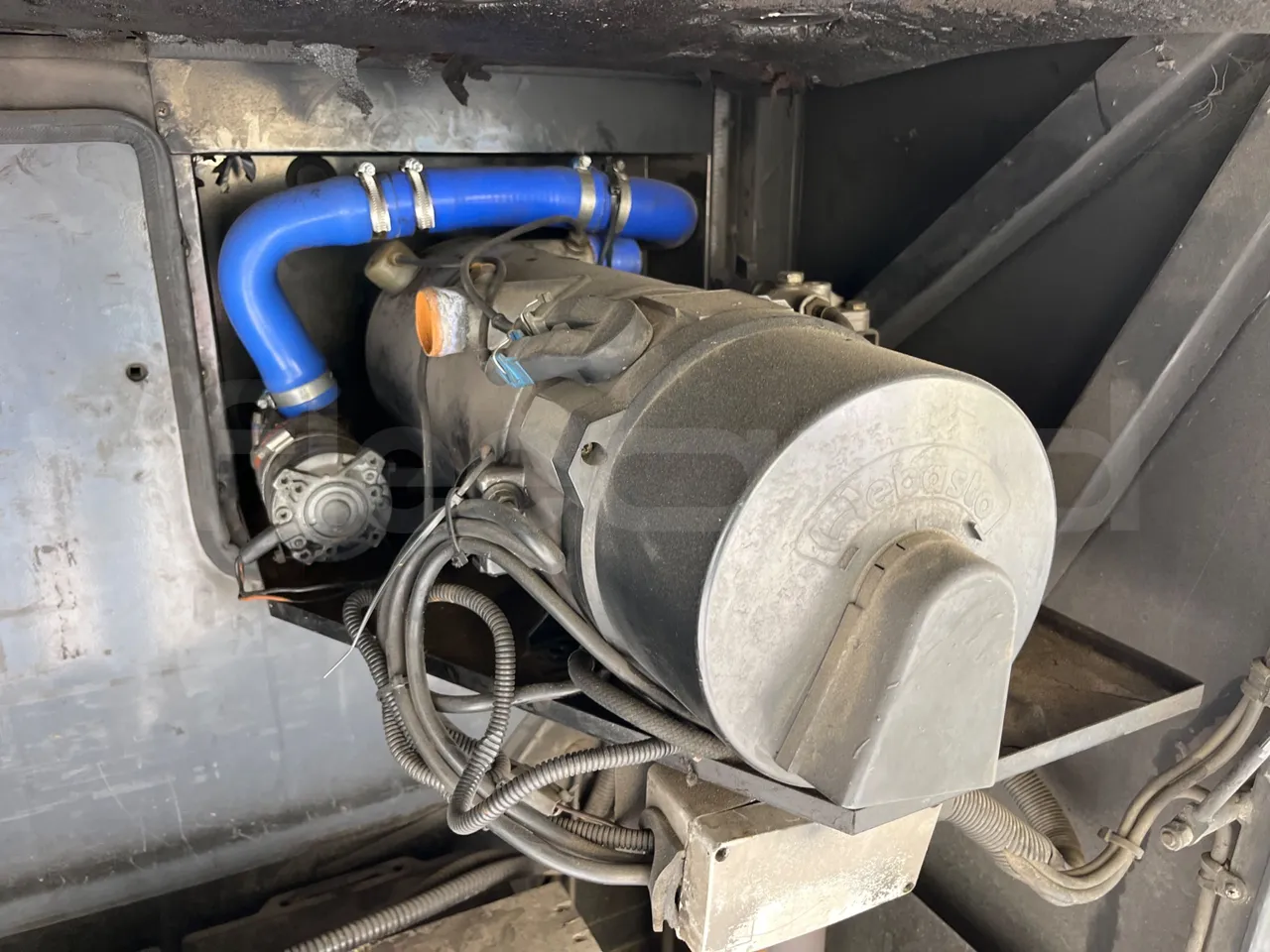 Vdl Futura FHD 10.340 - EUR2 -241.07kW -10.405m - preheater webasto photo