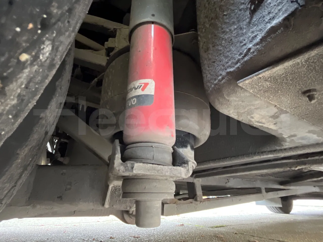 Vdl Futura FHD 10.340 - EUR2 -241.07kW -10.405m - axle 2 shock absorbers 1 left