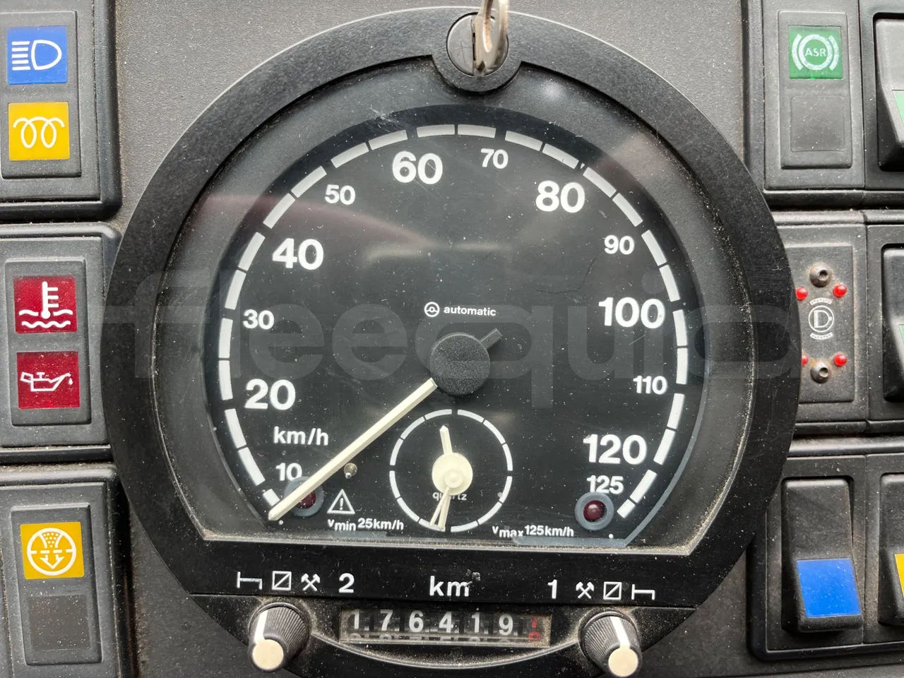 Vdl Futura FHD 10.340 - EUR2 -241.07kW -10.405m - Tachograph