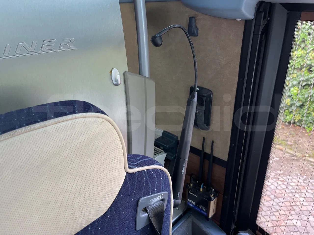 Neoplan Cityliner CItyliner - EUR5 - 353kW - 12.99m - driver microphone accessories photo