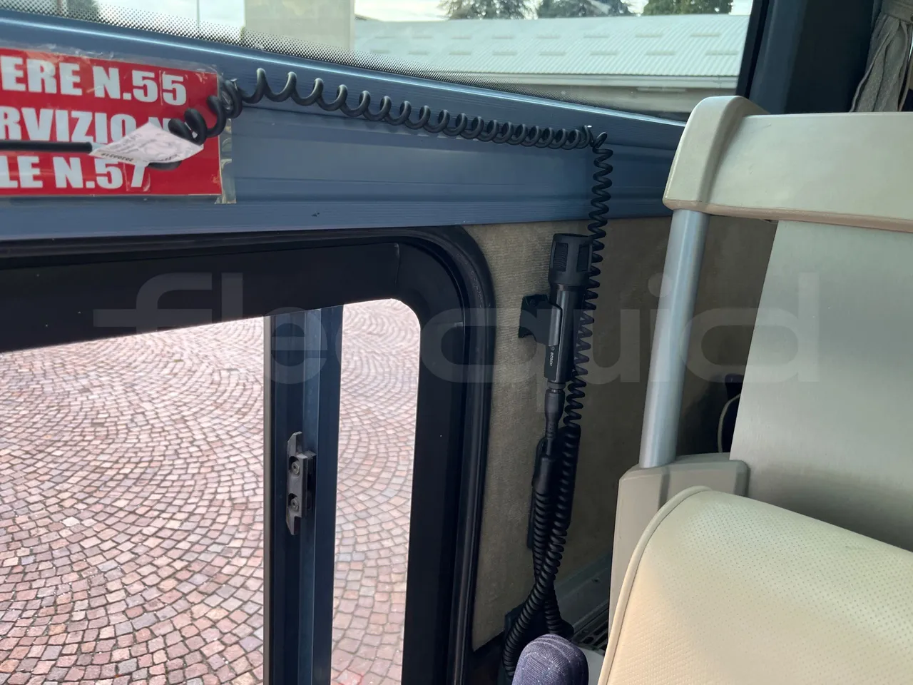 Neoplan Cityliner CItyliner - EUR5 - 353kW - 12.99m - hostes microphone accessories photo