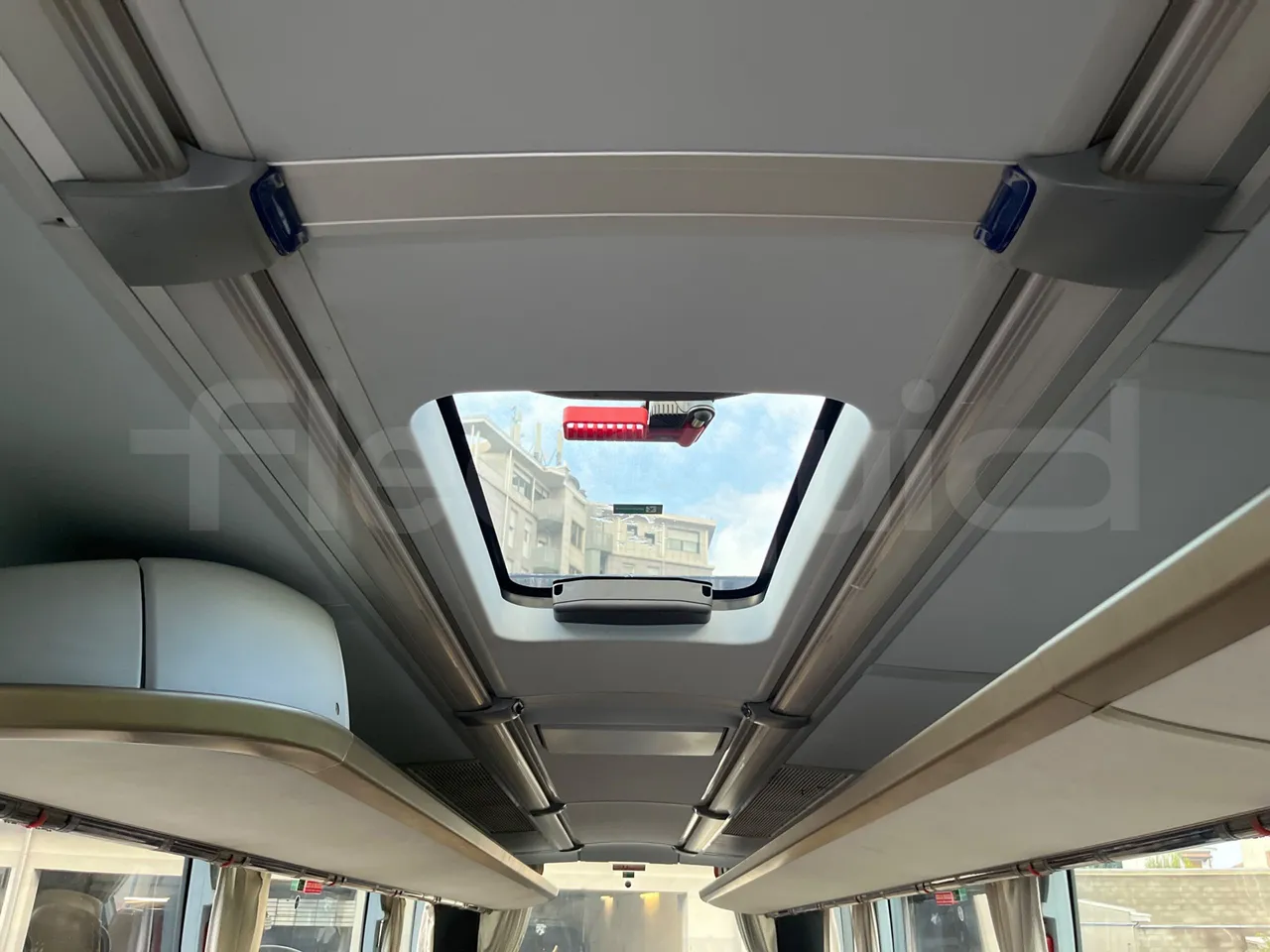 Neoplan Cityliner CItyliner - EUR5 - 353kW - 12.99m - roof hatch 1