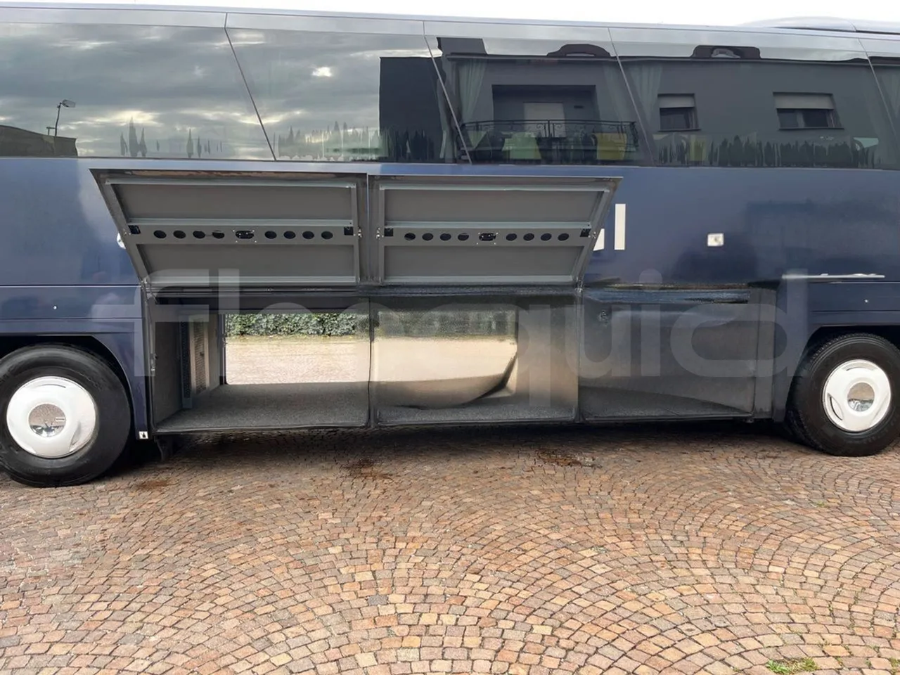 Neoplan Cityliner CItyliner - EUR5 - 353kW - 12.99m - luggage rack photo