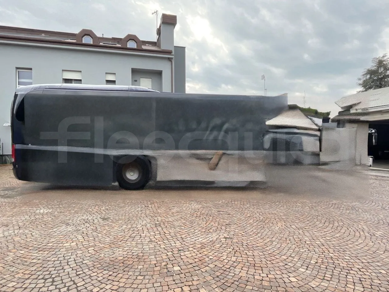 Neoplan Cityliner CItyliner - EUR5 - 353kW - 12.99m - right side doors closed