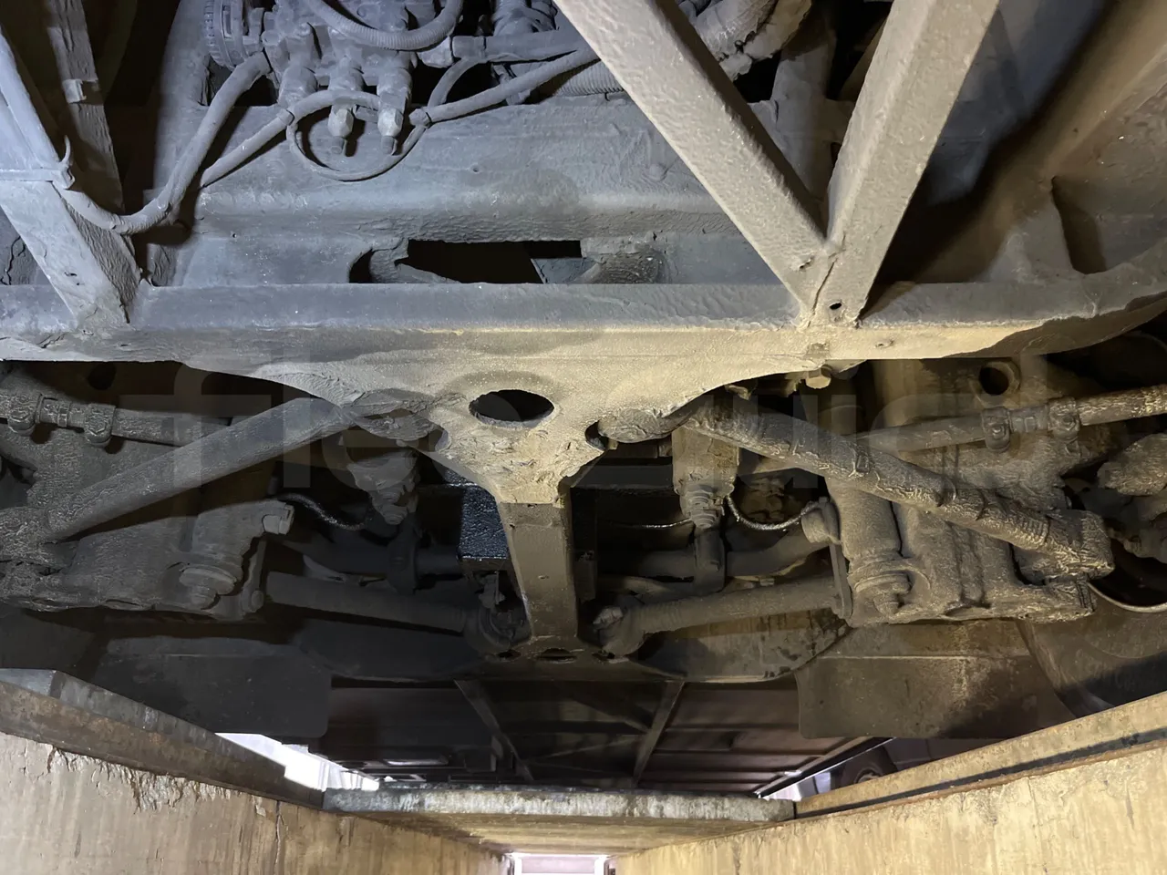 Neoplan Cityliner CItyliner - EUR5 - 353kW - 12.99m - front undercarriage from front
