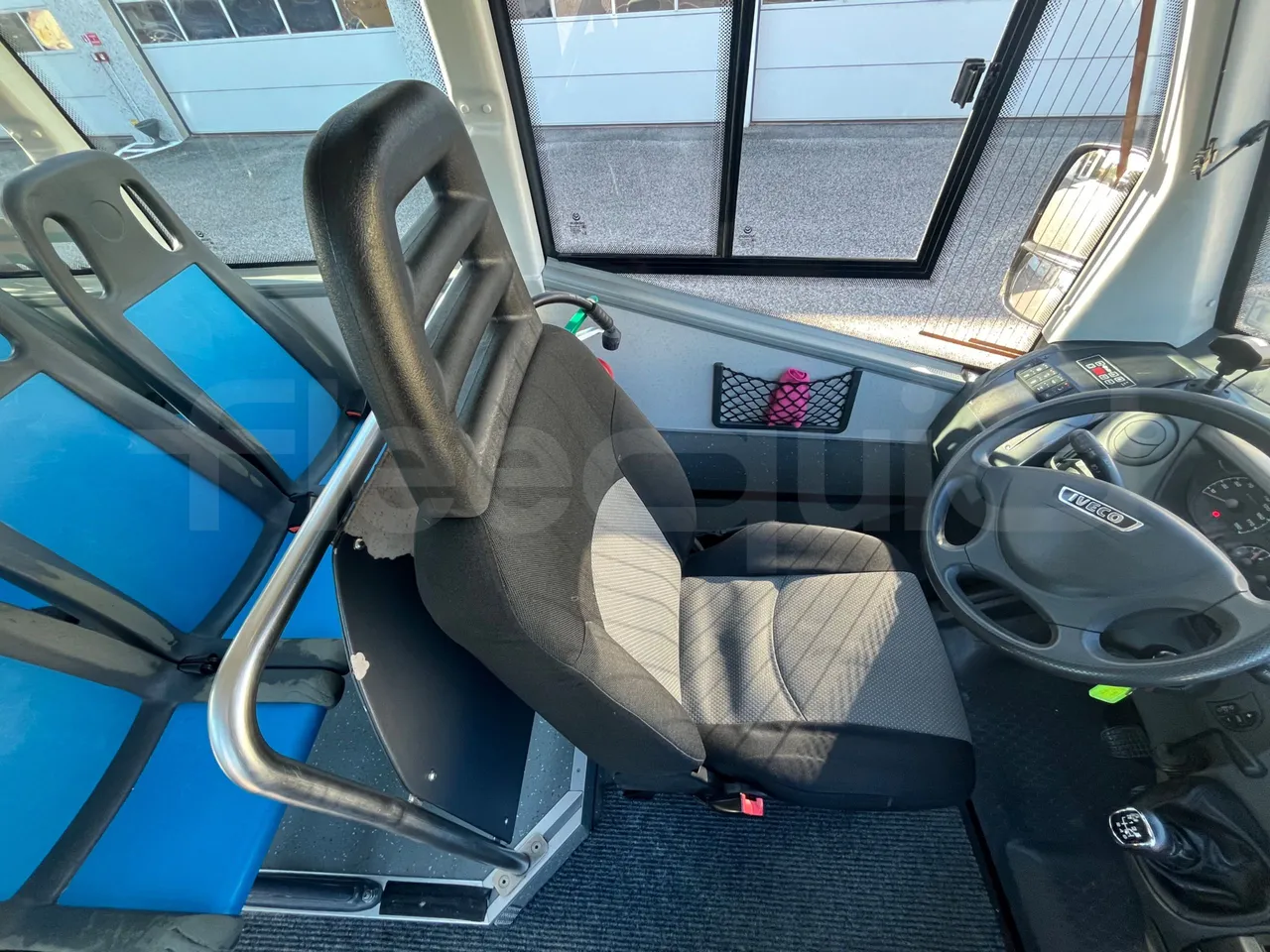 Irisbus Prodig SB Prodig sb - Euro 5 - 125 kW - 8.632 mt - driver's seat photo