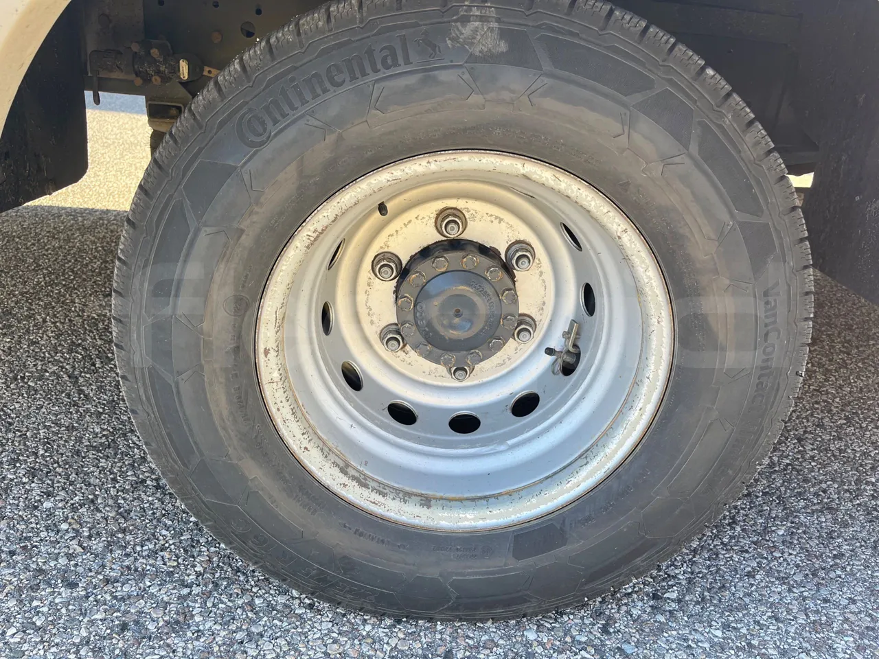 Irisbus Prodig SB Prodig sb - Euro 5 - 125 kW - 8.632 mt - rear left tire photo