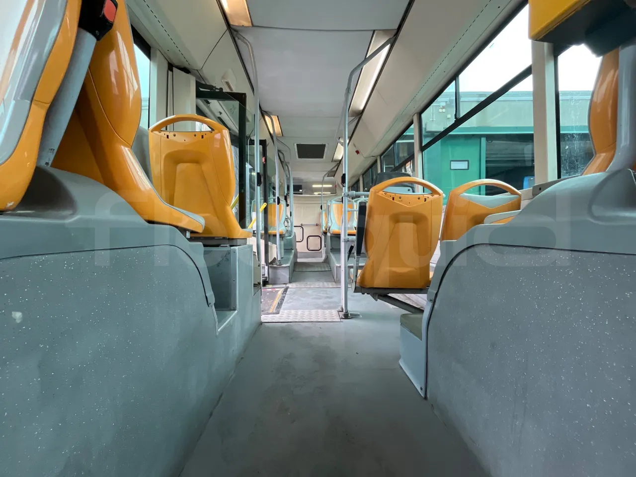 Iveco Citelis PS09D1/80 - EUR5 - 213kW - 10.460m - seat brackets photo