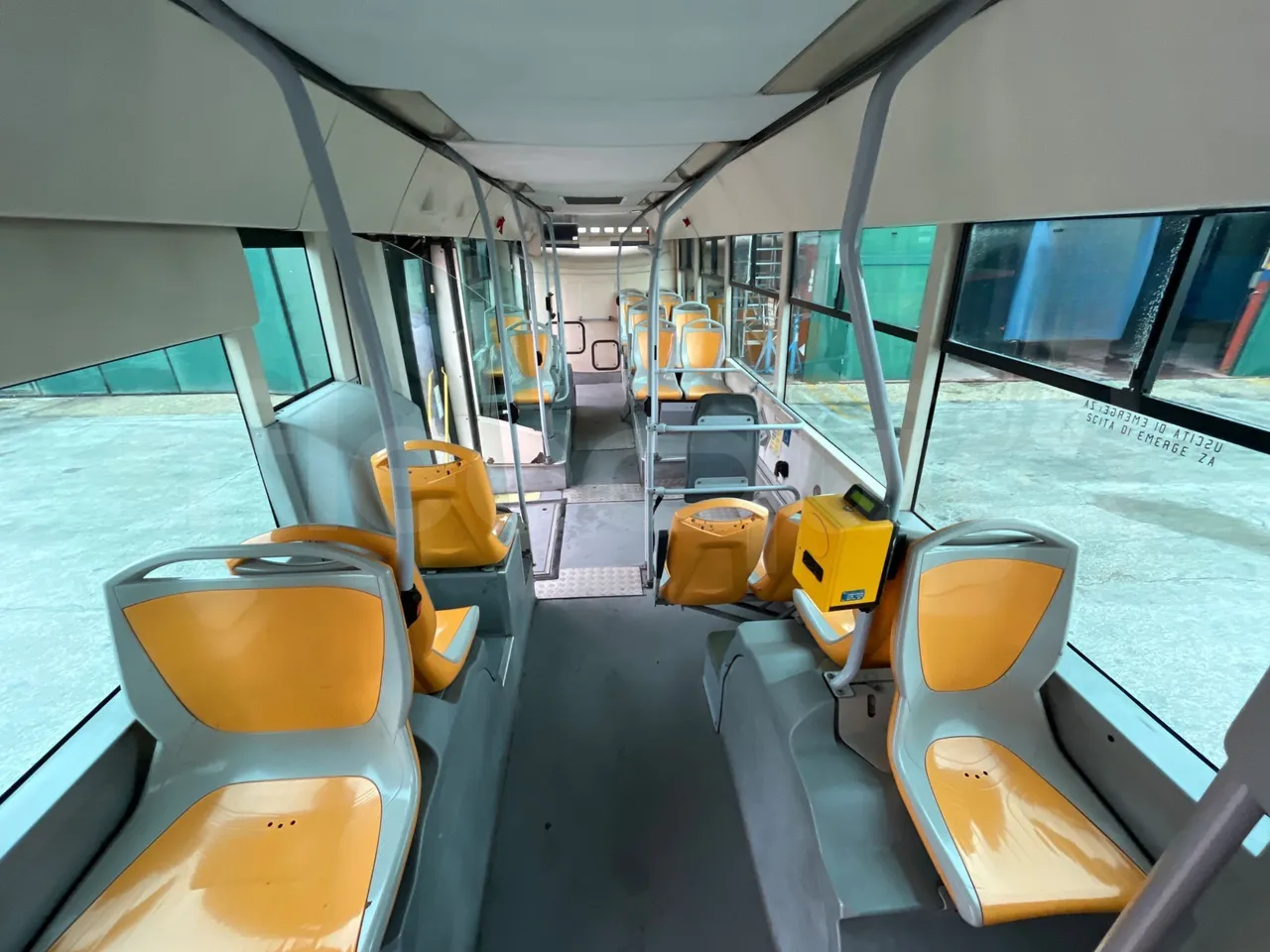 Iveco Citelis PS09D1/80 - EUR5 - 213kW - 10.460m - interior reverse seats driver height