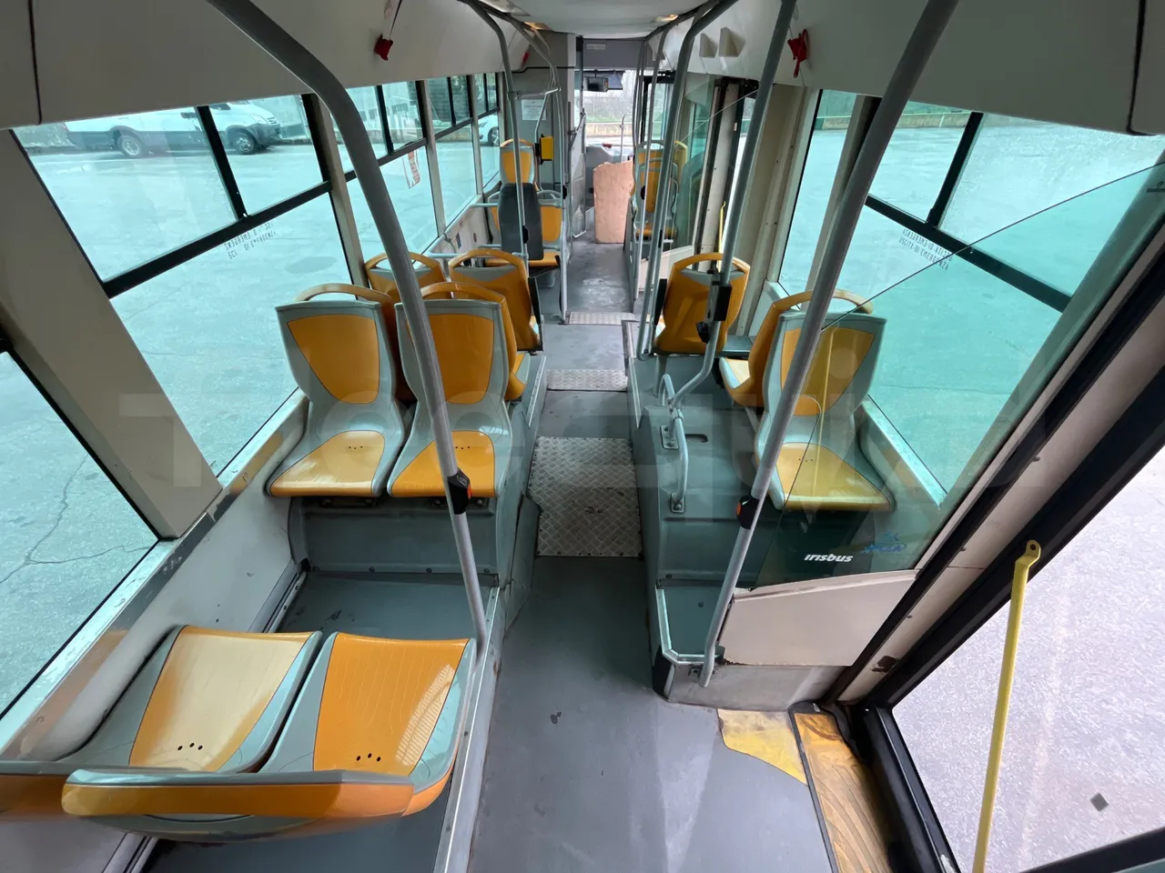 Iveco Citelis PS09D1/80 - EUR5 - 213kW - 10.460m - forward view middle aisle